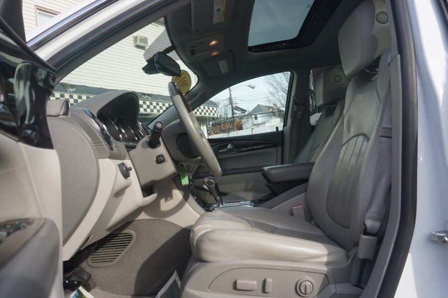 2016 Buick Enclave AWD 4dr Premium, available for sale in Newark , New Jersey | Champion Used Auto Sales 2. Newark , New Jersey 2016 Buick Enclave AWD 4dr Premium, available for sale in Newark , New Jersey | Champion Used Auto Sales 2. Newark , New Jersey