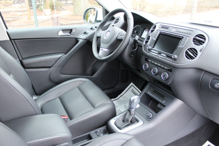 2017 Volkswagen Tiguan Limited 2.0T S, available for sale in Great Neck, New York | Great Neck Car Buyers & Sellers. Great Neck, New York 2017 Volkswagen Tiguan Limited 2.0T S, available for sale in Great Neck, New York | Great Neck Car Buyers & Sellers. Great Neck, New York