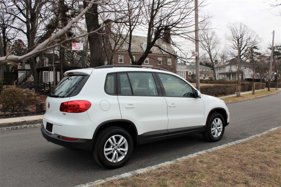 2017 Volkswagen Tiguan Limited 2.0T S, available for sale in Great Neck, New York | Great Neck Car Buyers & Sellers. Great Neck, New York 2017 Volkswagen Tiguan Limited 2.0T S, available for sale in Great Neck, New York | Great Neck Car Buyers & Sellers. Great Neck, New York