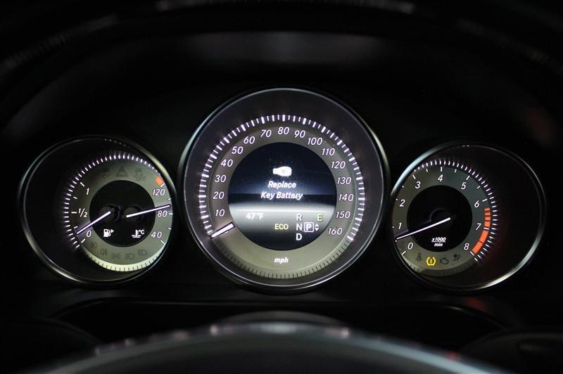 Used Mercedes-benz e 350 4MATIC 2014 | Fast Track Motors. Paterson, New Jersey Used Mercedes-benz e 350 4MATIC 2014 | Fast Track Motors. Paterson, New Jersey