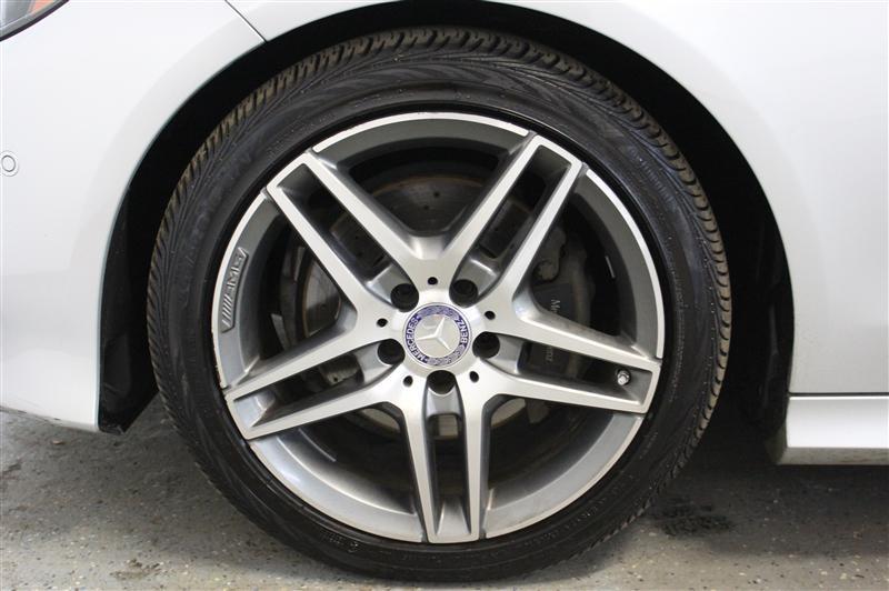 Used Mercedes-benz e 350 4MATIC 2014 | Fast Track Motors. Paterson, New Jersey Used Mercedes-benz e 350 4MATIC 2014 | Fast Track Motors. Paterson, New Jersey