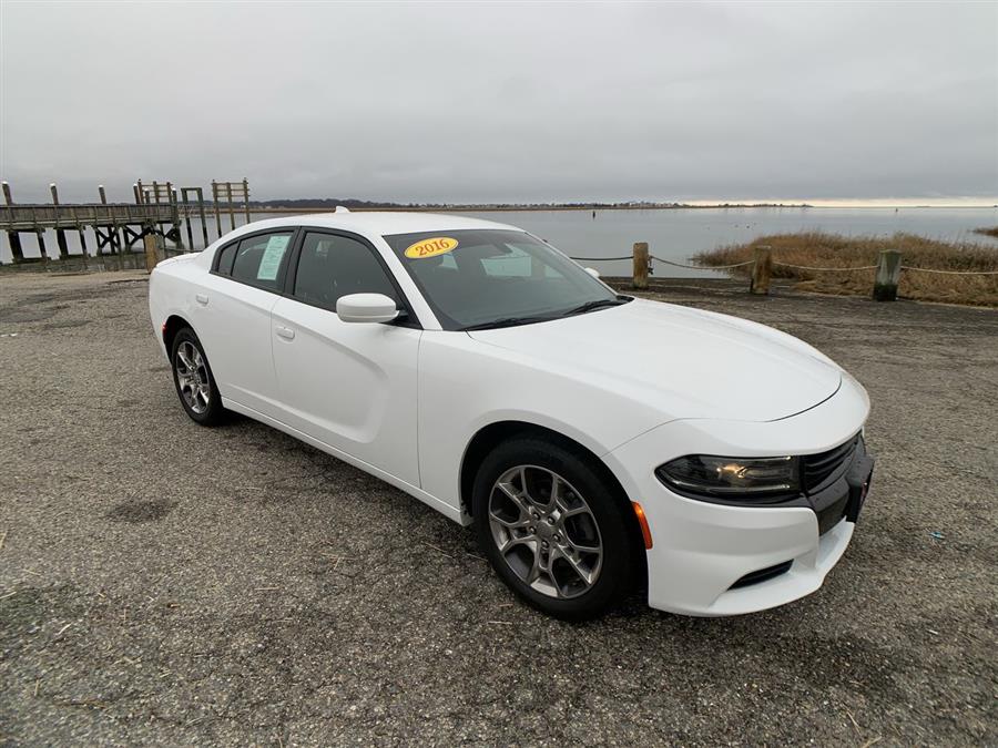2016 Dodge Charger 4dr Sdn SXT AWD, available for sale in Stratford, Connecticut | Wiz Leasing Inc. Stratford, Connecticut
