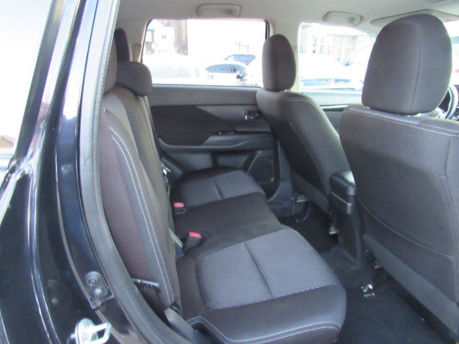 2016 Mitsubishi Outlander AWC 4dr SE, available for sale in Worcester, Massachusetts | Hilario's Auto Sales Inc.. Worcester, Massachusetts 2016 Mitsubishi Outlander AWC 4dr SE, available for sale in Worcester, Massachusetts | Hilario's Auto Sales Inc.. Worcester, Massachusetts