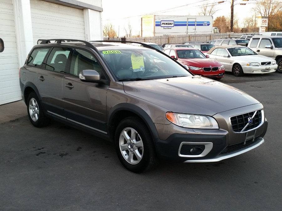 2008 Volvo XC70 4dr Wgn w/Snrf, available for sale in Berlin, Connecticut | Action Automotive. Berlin, Connecticut 2008 Volvo XC70 4dr Wgn w/Snrf, available for sale in Berlin, Connecticut | Action Automotive. Berlin, Connecticut