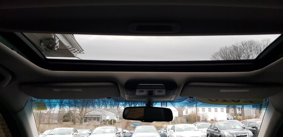 2010 Acura TL 4dr Sedan, available for sale in Waterbury, Connecticut | National Auto Brokers, Inc.. Waterbury, Connecticut 2010 Acura TL 4dr Sedan, available for sale in Waterbury, Connecticut | National Auto Brokers, Inc.. Waterbury, Connecticut