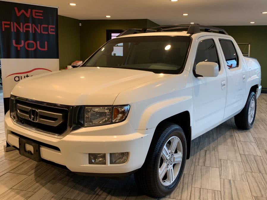 2010 Honda Ridgeline 4WD Crew Cab RTL, available for sale in West Hartford, Connecticut | AutoMax. West Hartford, Connecticut