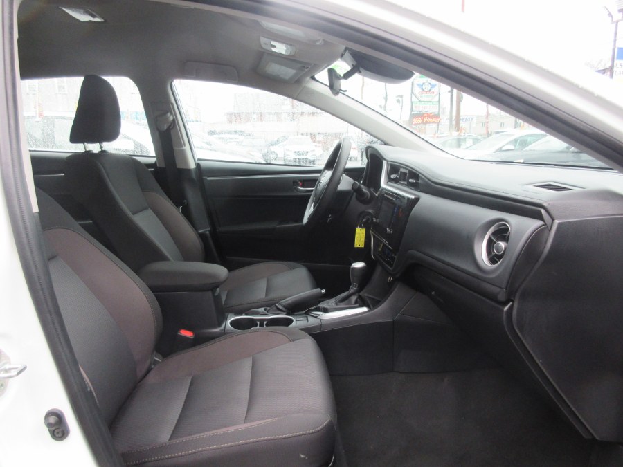 Used Toyota Corolla LE CVT (Natl) 2018 | Route 27 Auto Mall. Linden, New Jersey Used Toyota Corolla LE CVT (Natl) 2018 | Route 27 Auto Mall. Linden, New Jersey
