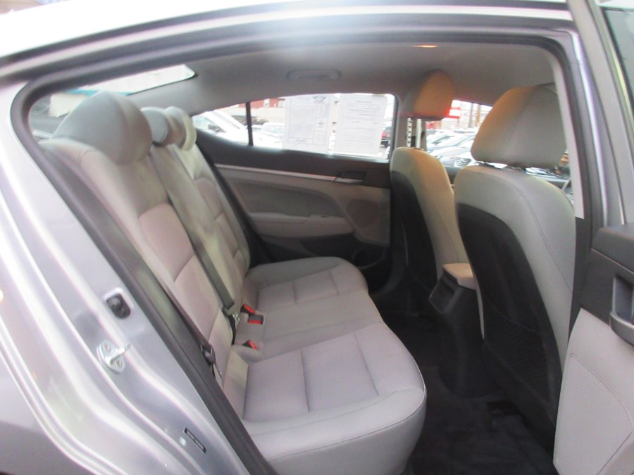 2017 Hyundai Elantra SE 2.0L Auto (Alabama) *Ltd Avail*, available for sale in Linden, New Jersey | Route 27 Auto Mall. Linden, New Jersey 2017 Hyundai Elantra SE 2.0L Auto (Alabama) *Ltd Avail*, available for sale in Linden, New Jersey | Route 27 Auto Mall. Linden, New Jersey