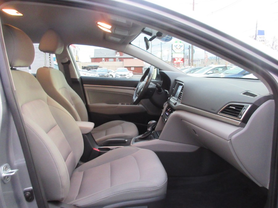 2017 Hyundai Elantra SE 2.0L Auto (Alabama) *Ltd Avail*, available for sale in Linden, New Jersey | Route 27 Auto Mall. Linden, New Jersey 2017 Hyundai Elantra SE 2.0L Auto (Alabama) *Ltd Avail*, available for sale in Linden, New Jersey | Route 27 Auto Mall. Linden, New Jersey