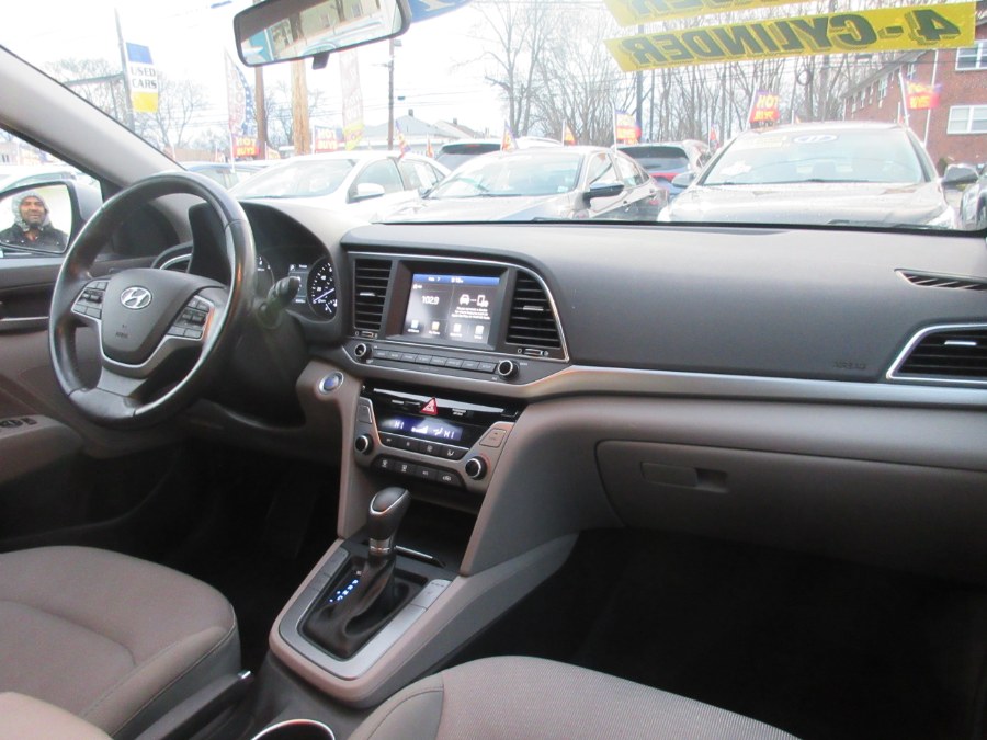 2017 Hyundai Elantra SE 2.0L Auto (Alabama) *Ltd Avail*, available for sale in Linden, New Jersey | Route 27 Auto Mall. Linden, New Jersey 2017 Hyundai Elantra SE 2.0L Auto (Alabama) *Ltd Avail*, available for sale in Linden, New Jersey | Route 27 Auto Mall. Linden, New Jersey