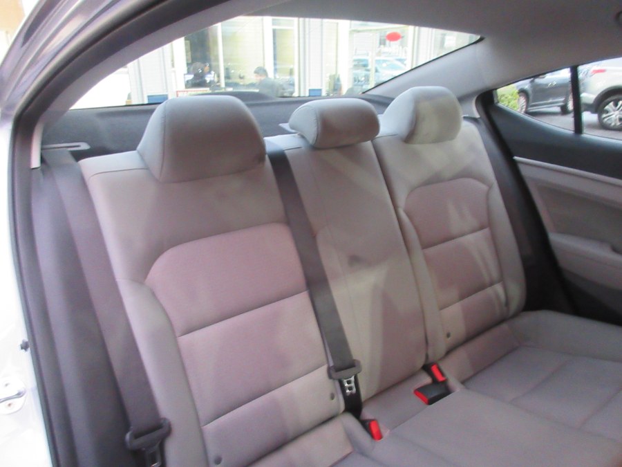 2017 Hyundai Elantra SE 2.0L Auto (Alabama) *Ltd Avail*, available for sale in Linden, New Jersey | Route 27 Auto Mall. Linden, New Jersey 2017 Hyundai Elantra SE 2.0L Auto (Alabama) *Ltd Avail*, available for sale in Linden, New Jersey | Route 27 Auto Mall. Linden, New Jersey