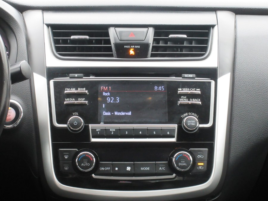 2018 Nissan Altima 2.5 SV Sedan, available for sale in Linden, New Jersey | Route 27 Auto Mall. Linden, New Jersey 2018 Nissan Altima 2.5 SV Sedan, available for sale in Linden, New Jersey | Route 27 Auto Mall. Linden, New Jersey