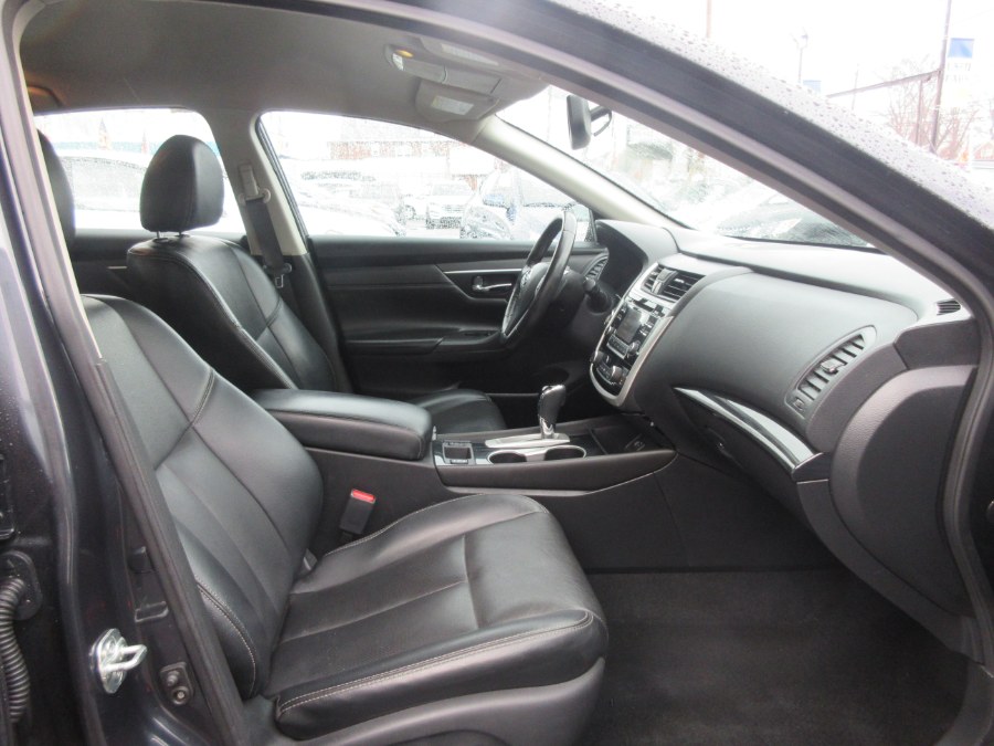 2018 Nissan Altima 2.5 SV Sedan, available for sale in Linden, New Jersey | Route 27 Auto Mall. Linden, New Jersey 2018 Nissan Altima 2.5 SV Sedan, available for sale in Linden, New Jersey | Route 27 Auto Mall. Linden, New Jersey