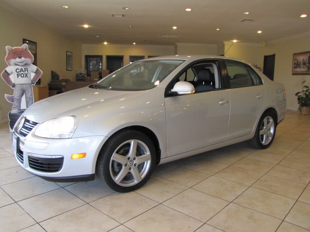2010 Volkswagen Jetta Sedan 4dr Auto Limited PZEV, available for sale in Placentia, California | Auto Network Group Inc. Placentia, California 2010 Volkswagen Jetta Sedan 4dr Auto Limited PZEV, available for sale in Placentia, California | Auto Network Group Inc. Placentia, California