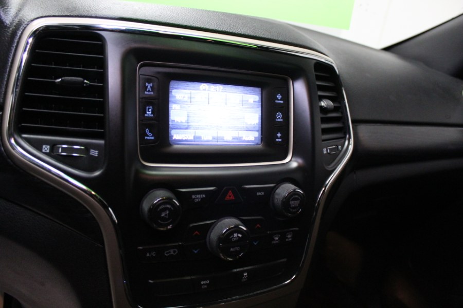 2014 Jeep Grand Cherokee 4WD 4dr Laredo, available for sale in Plainville, Connecticut | New England Auto Sales LLC. Plainville, Connecticut 2014 Jeep Grand Cherokee 4WD 4dr Laredo, available for sale in Plainville, Connecticut | New England Auto Sales LLC. Plainville, Connecticut