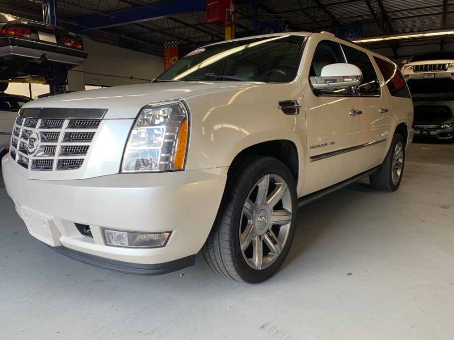 2011 Cadillac Escalade ESV AWD 4dr Premium, available for sale in West Babylon , New York | MP Motors Inc. West Babylon , New York