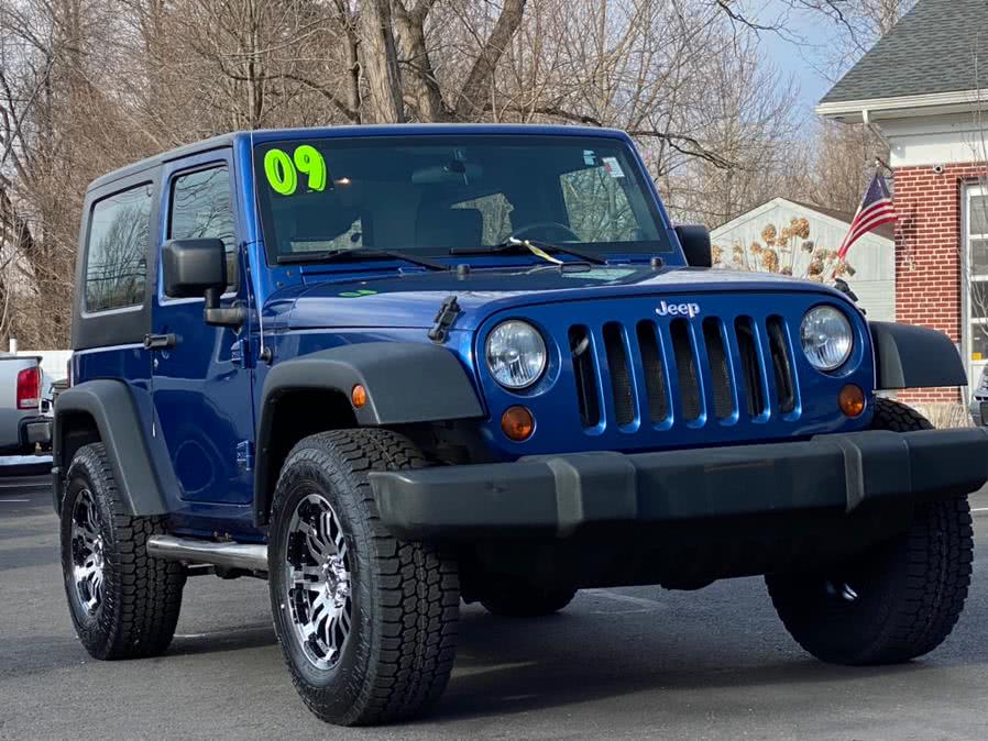 2009 Jeep Wrangler 4WD 2dr X, available for sale in Canton, Connecticut | Lava Motors. Canton, Connecticut
