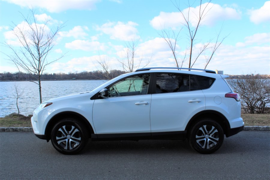 2018 Toyota RAV4 LE AWD, available for sale in Great Neck, New York | Great Neck Car Buyers & Sellers. Great Neck, New York 2018 Toyota RAV4 LE AWD, available for sale in Great Neck, New York | Great Neck Car Buyers & Sellers. Great Neck, New York