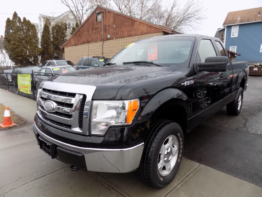 2009 Ford F-150 4WD SuperCab 133" XLT, available for sale in Stratford, Connecticut | Mike's Motors LLC. Stratford, Connecticut