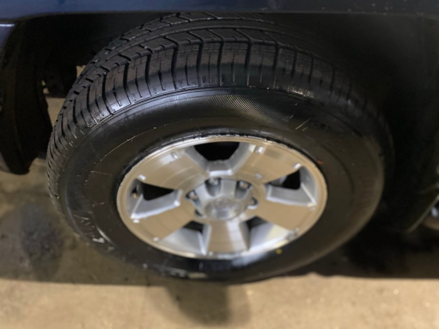 2003 Toyota 4Runner 4dr SR5 Sport V6 Auto 4WD (SE), available for sale in Middle Village, New York | Middle Village Motors . Middle Village, New York 2003 Toyota 4Runner 4dr SR5 Sport V6 Auto 4WD (SE), available for sale in Middle Village, New York | Middle Village Motors . Middle Village, New York