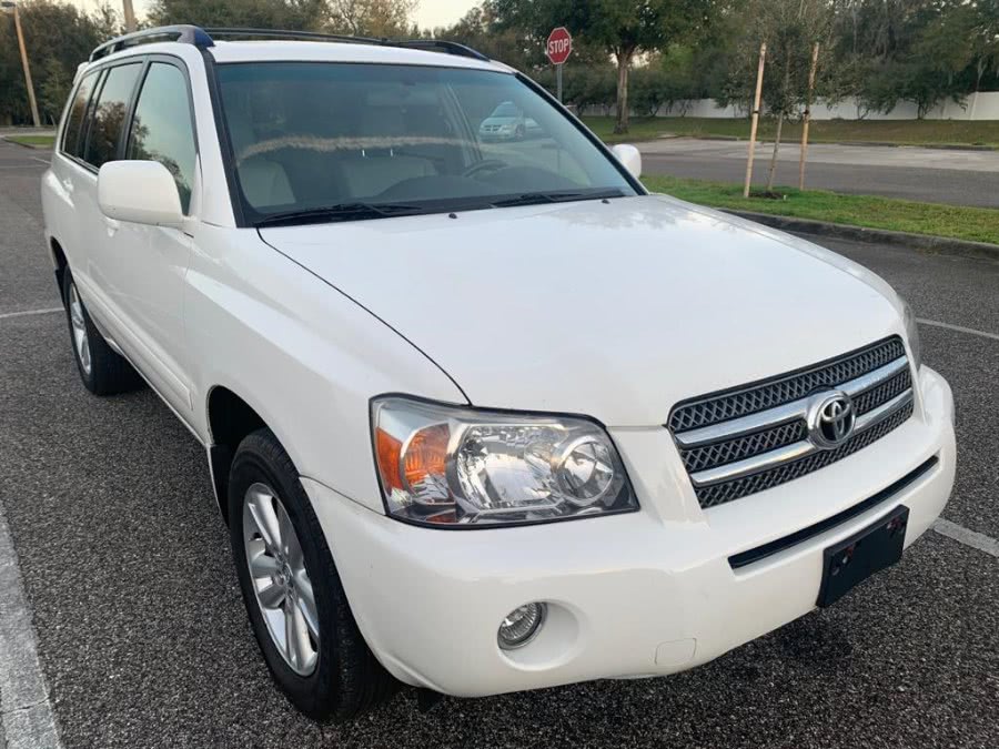 2006 Toyota Highlander Hybrid 4dr 2WD (Natl), available for sale in Longwood, Florida | Majestic Autos Inc.. Longwood, Florida