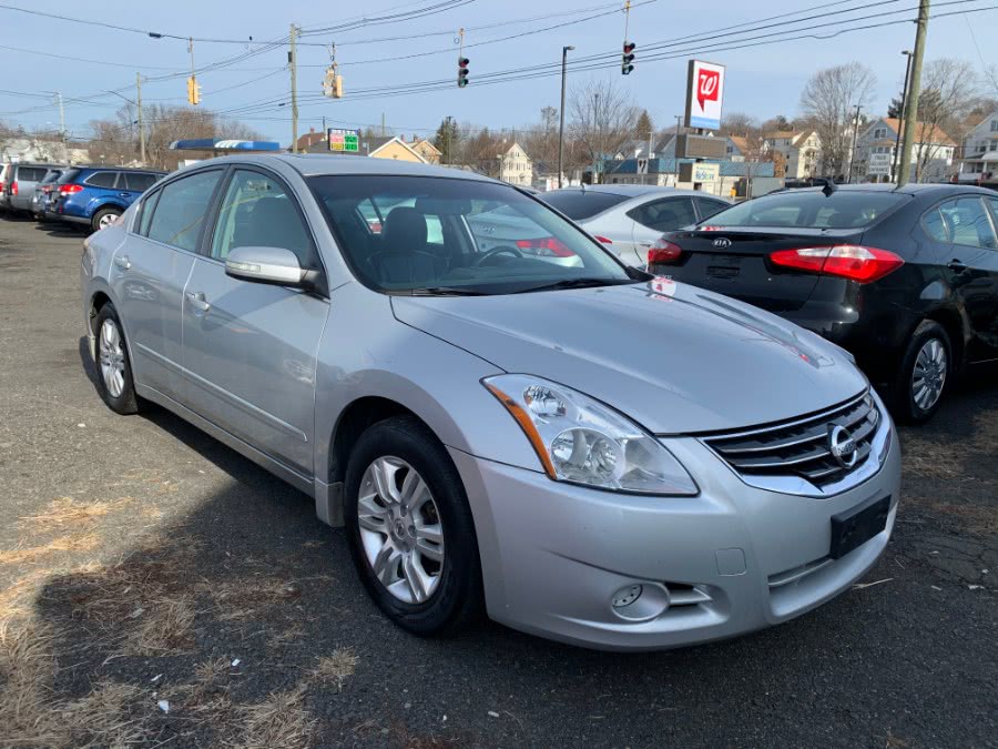 2011 Nissan Altima 4dr Sdn I4 CVT 2.5 SL, available for sale in Wallingford, Connecticut | Wallingford Auto Center LLC. Wallingford, Connecticut