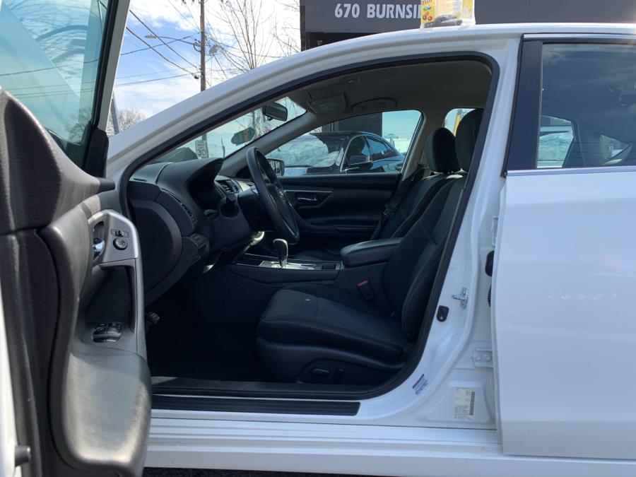 2016 Nissan Altima 4dr Sdn I4 2.5 S, available for sale in Inwood, New York | 5 Towns Drive. Inwood, New York 2016 Nissan Altima 4dr Sdn I4 2.5 S, available for sale in Inwood, New York | 5 Towns Drive. Inwood, New York