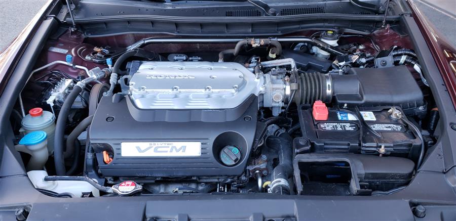 2009 Honda Accord Sdn 4dr V6 Auto EX-L, available for sale in Waterbury, Connecticut | National Auto Brokers, Inc.. Waterbury, Connecticut 2009 Honda Accord Sdn 4dr V6 Auto EX-L, available for sale in Waterbury, Connecticut | National Auto Brokers, Inc.. Waterbury, Connecticut