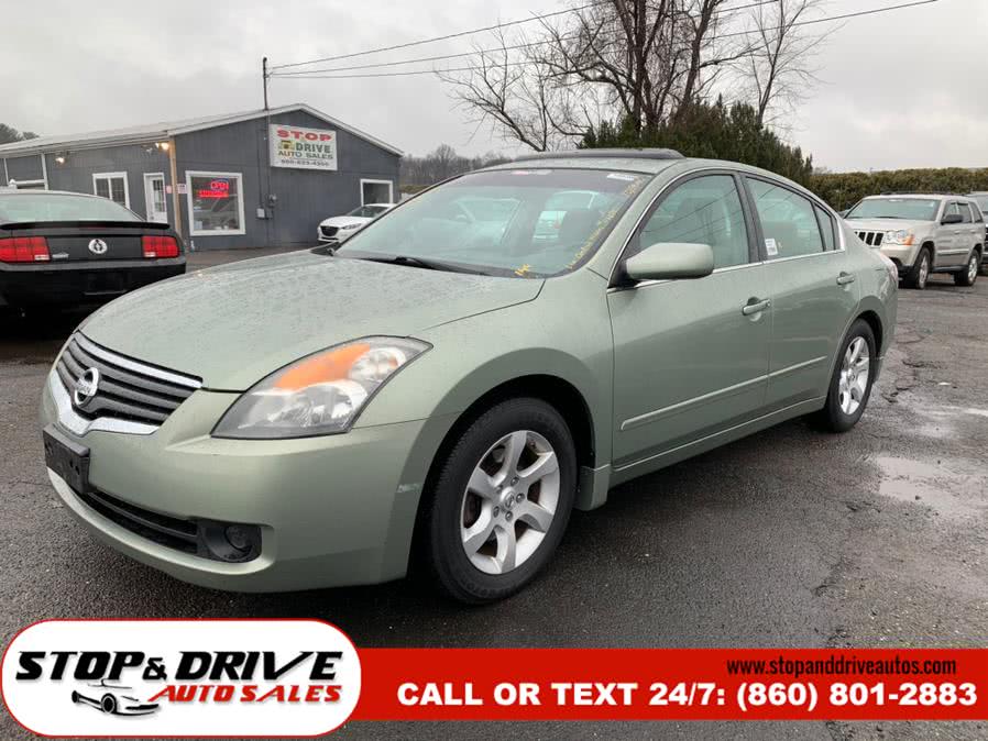 2008 Nissan Altima 4dr Sdn I4 CVT 2.5 SL, available for sale in East Windsor, Connecticut | Stop & Drive Auto Sales. East Windsor, Connecticut