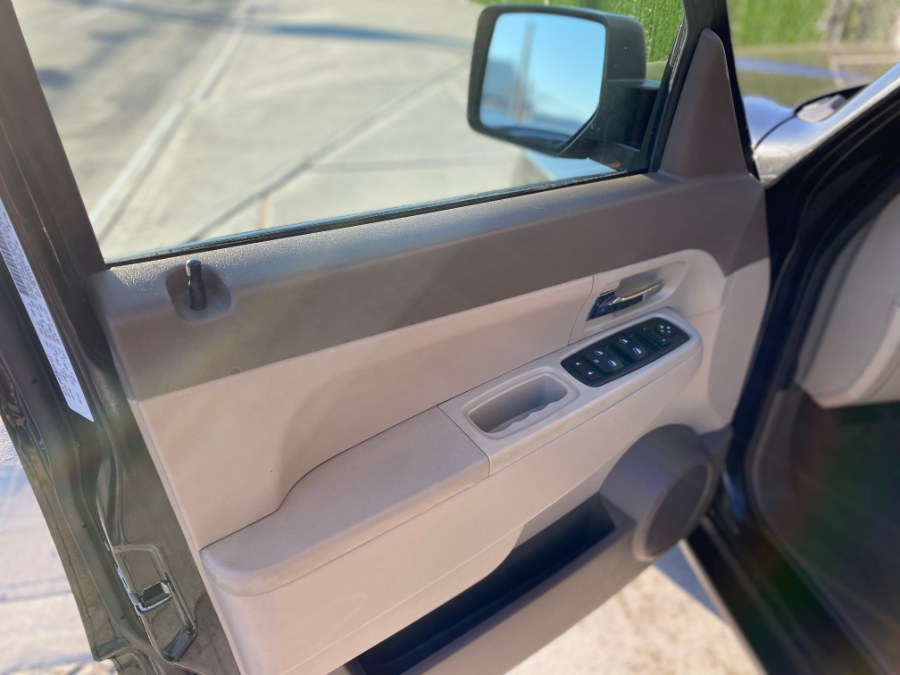 2009 Jeep Liberty 4WD 4dr Sport, available for sale in Middle Village, New York | Middle Village Motors . Middle Village, New York 2009 Jeep Liberty 4WD 4dr Sport, available for sale in Middle Village, New York | Middle Village Motors . Middle Village, New York