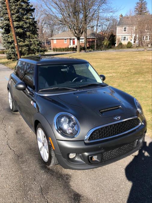 2013 MINI Cooper Hardtop 2dr Cpe S, available for sale in Bronx, New York | TNT Auto Sales USA inc. Bronx, New York 2013 MINI Cooper Hardtop 2dr Cpe S, available for sale in Bronx, New York | TNT Auto Sales USA inc. Bronx, New York