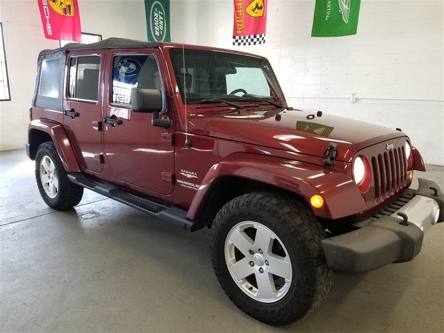 2010 Jeep Wrangler Unlimited 4WD 4dr Sahara, available for sale in Bridgeport, Connecticut | CT Auto. Bridgeport, Connecticut 2010 Jeep Wrangler Unlimited 4WD 4dr Sahara, available for sale in Bridgeport, Connecticut | CT Auto. Bridgeport, Connecticut