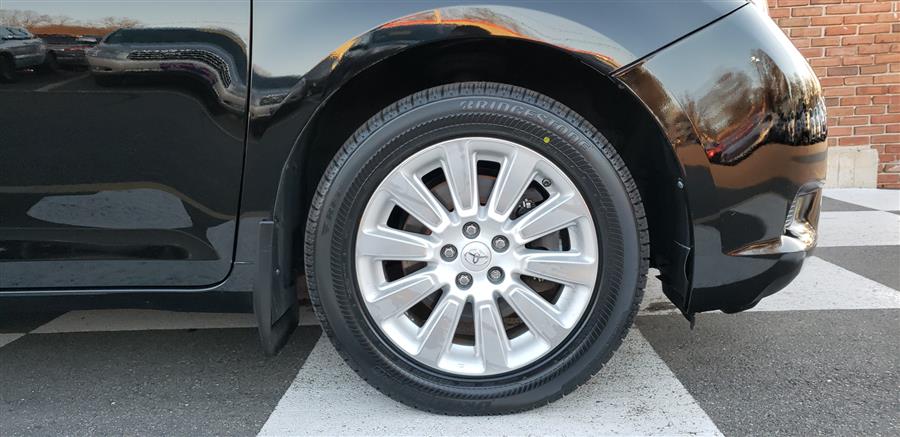 Used Toyota Sienna 5dr 7-Pass Van V6 LE AWD 2014 | National Auto Brokers, Inc.. Waterbury, Connecticut Used Toyota Sienna 5dr 7-Pass Van V6 LE AWD 2014 | National Auto Brokers, Inc.. Waterbury, Connecticut