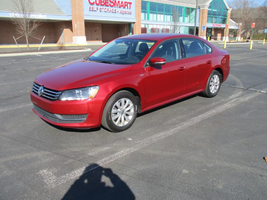 2015 Volkswagen Passat 4dr Sdn 1.8T Auto Wolfsburg Ed *Ltd Avail*, available for sale in New Britain, Connecticut | Universal Motors LLC. New Britain, Connecticut
