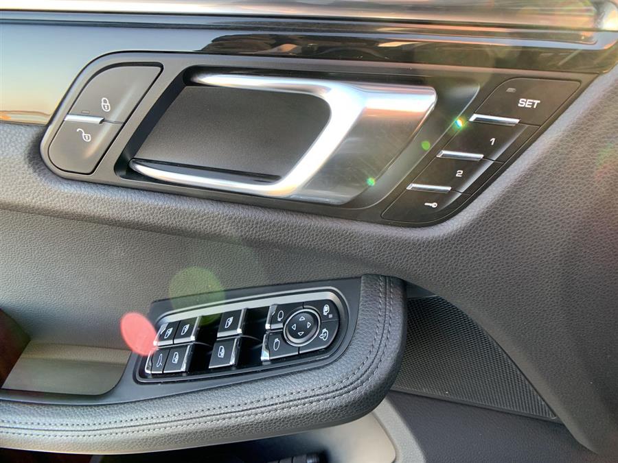 2015 Porsche Macan AWD 4dr S, available for sale in Stratford, Connecticut | Wiz Leasing Inc. Stratford, Connecticut 2015 Porsche Macan AWD 4dr S, available for sale in Stratford, Connecticut | Wiz Leasing Inc. Stratford, Connecticut