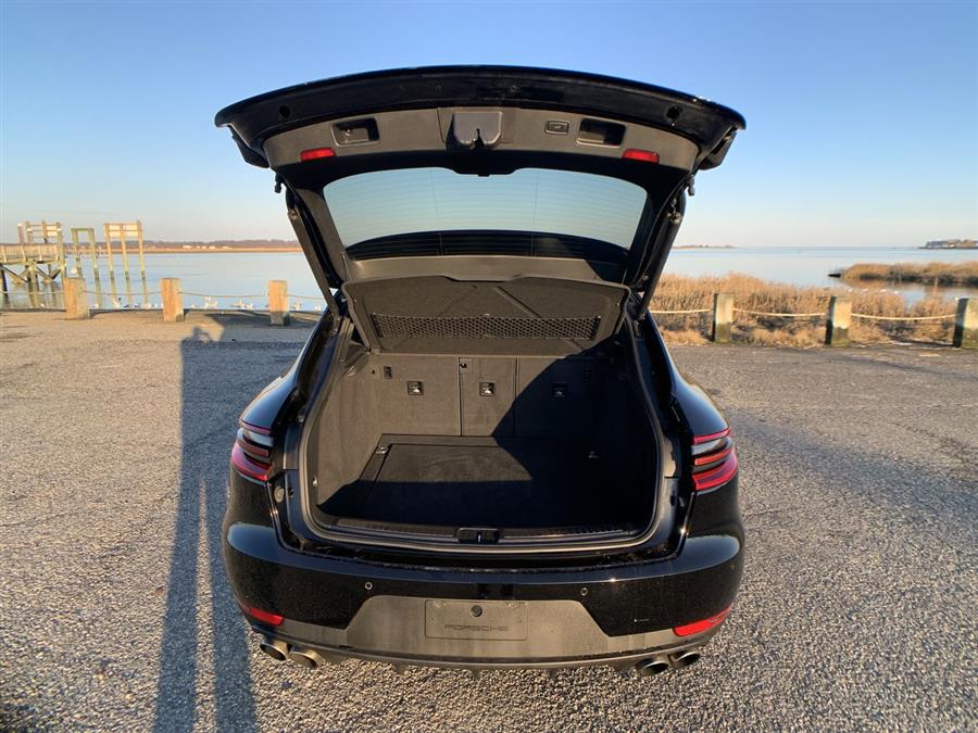 2015 Porsche Macan AWD 4dr S, available for sale in Stratford, Connecticut | Wiz Leasing Inc. Stratford, Connecticut 2015 Porsche Macan AWD 4dr S, available for sale in Stratford, Connecticut | Wiz Leasing Inc. Stratford, Connecticut