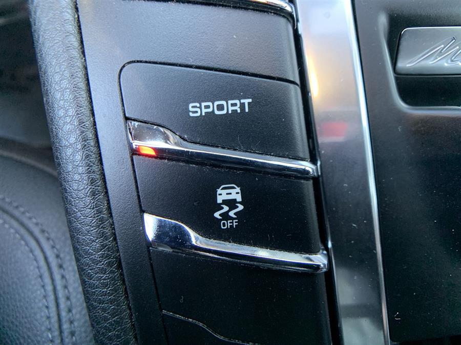 2015 Porsche Macan AWD 4dr S, available for sale in Stratford, Connecticut | Wiz Leasing Inc. Stratford, Connecticut 2015 Porsche Macan AWD 4dr S, available for sale in Stratford, Connecticut | Wiz Leasing Inc. Stratford, Connecticut
