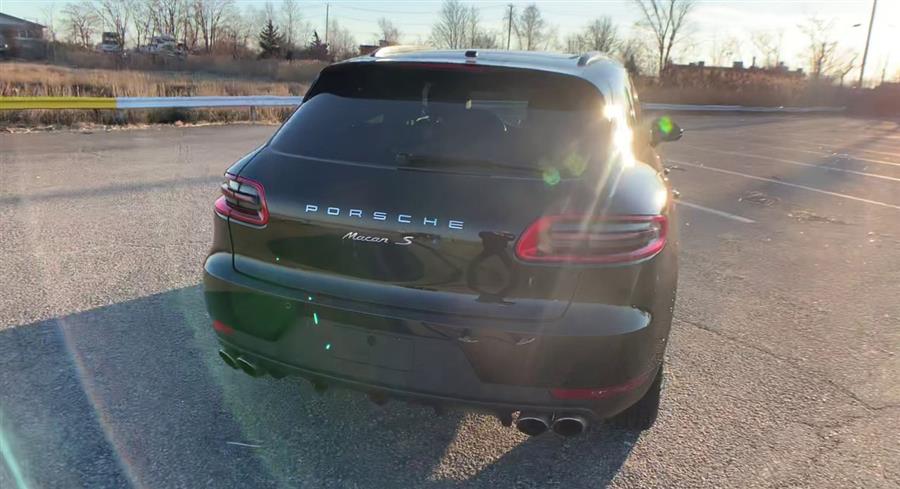 2015 Porsche Macan AWD 4dr S, available for sale in Stratford, Connecticut | Wiz Leasing Inc. Stratford, Connecticut 2015 Porsche Macan AWD 4dr S, available for sale in Stratford, Connecticut | Wiz Leasing Inc. Stratford, Connecticut