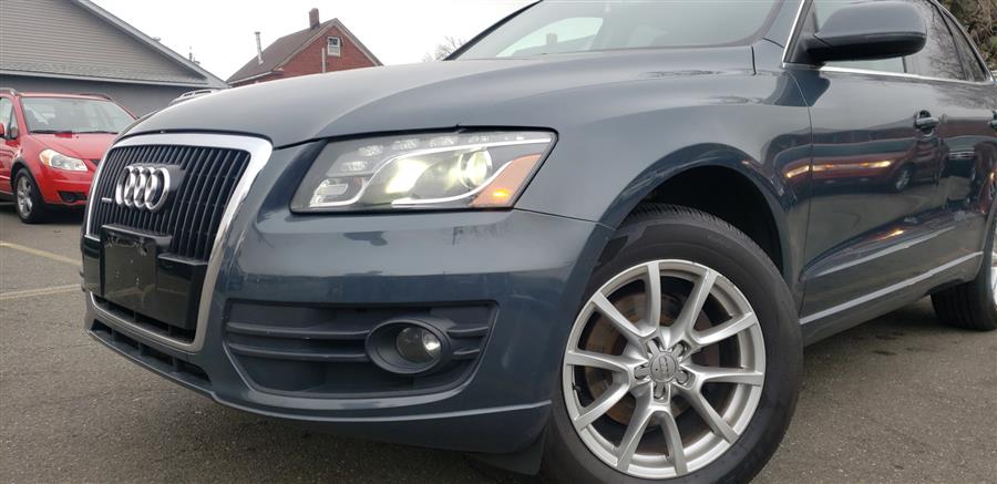 2010 Audi Q5 quattro 4dr Premium Plus, available for sale in Little Ferry, New Jersey | Victoria Preowned Autos Inc. Little Ferry, New Jersey 2010 Audi Q5 quattro 4dr Premium Plus, available for sale in Little Ferry, New Jersey | Victoria Preowned Autos Inc. Little Ferry, New Jersey
