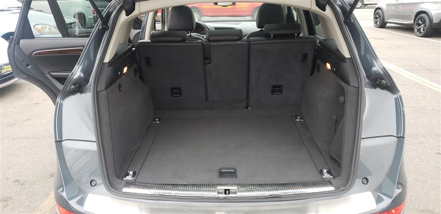 2010 Audi Q5 quattro 4dr Premium Plus, available for sale in Little Ferry, New Jersey | Victoria Preowned Autos Inc. Little Ferry, New Jersey 2010 Audi Q5 quattro 4dr Premium Plus, available for sale in Little Ferry, New Jersey | Victoria Preowned Autos Inc. Little Ferry, New Jersey