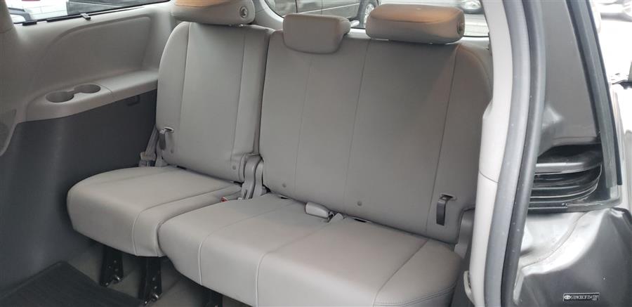 2015 Toyota Sienna 5dr 8-Pass Van XLE FWD (Natl), available for sale in Little Ferry, New Jersey | Victoria Preowned Autos Inc. Little Ferry, New Jersey 2015 Toyota Sienna 5dr 8-Pass Van XLE FWD (Natl), available for sale in Little Ferry, New Jersey | Victoria Preowned Autos Inc. Little Ferry, New Jersey