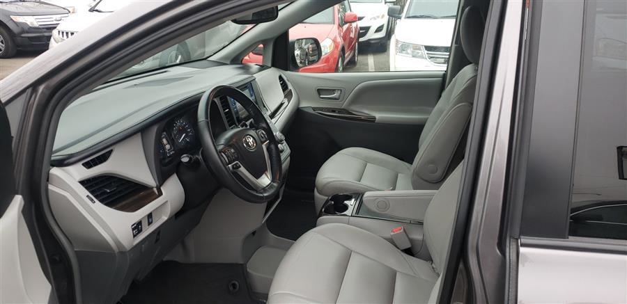 2015 Toyota Sienna 5dr 8-Pass Van XLE FWD (Natl), available for sale in Little Ferry, New Jersey | Victoria Preowned Autos Inc. Little Ferry, New Jersey 2015 Toyota Sienna 5dr 8-Pass Van XLE FWD (Natl), available for sale in Little Ferry, New Jersey | Victoria Preowned Autos Inc. Little Ferry, New Jersey