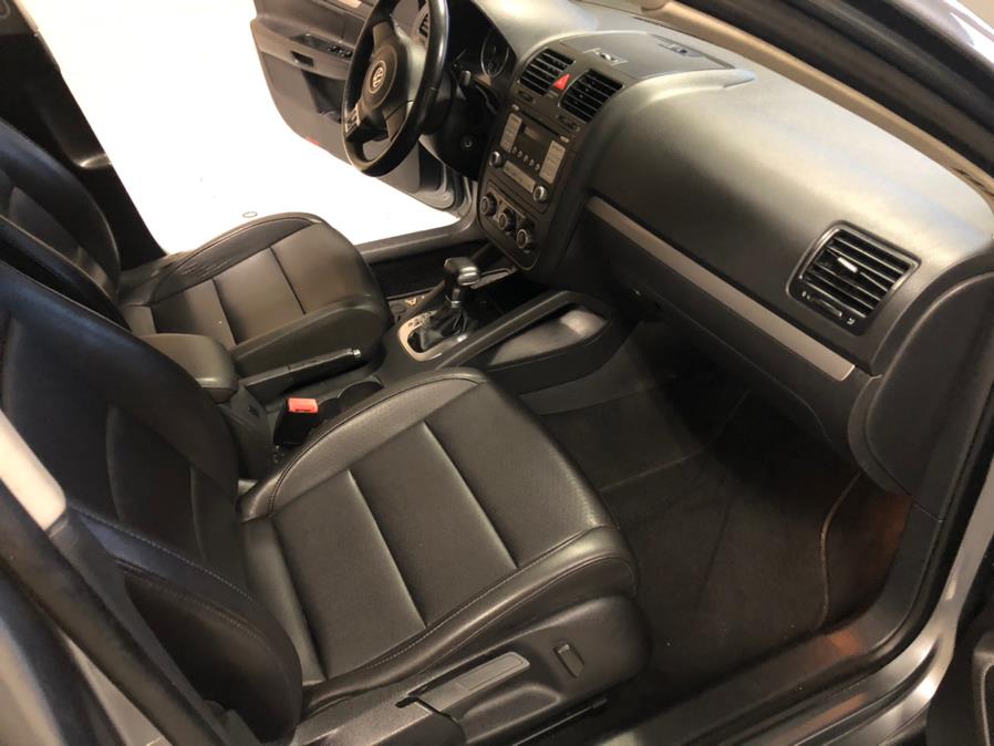 2010 Volkswagen Jetta Sedan 4dr Auto Limited PZEV, available for sale in Danbury, Connecticut | Safe Used Auto Sales LLC. Danbury, Connecticut 2010 Volkswagen Jetta Sedan 4dr Auto Limited PZEV, available for sale in Danbury, Connecticut | Safe Used Auto Sales LLC. Danbury, Connecticut