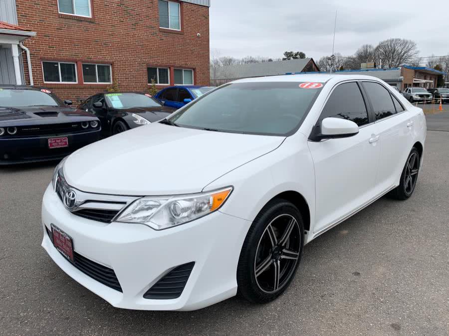 2013 Toyota Camry 4dr Sdn I4 Auto LE (Natl), available for sale in South Windsor, Connecticut | Mike And Tony Auto Sales, Inc. South Windsor, Connecticut
