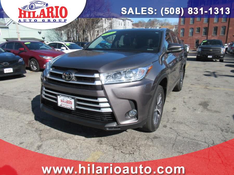 2017 Toyota Highlander XLE V6 AWD (Natl), available for sale in Worcester, Massachusetts | Hilario's Auto Sales Inc.. Worcester, Massachusetts