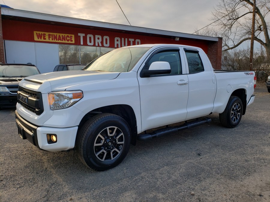 2017 Toyota Tundra 4WD 4WD SR5, available for sale in East Windsor, Connecticut | Toro Auto. East Windsor, Connecticut