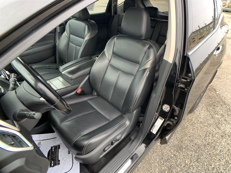 2017 Nissan Murano 2017.5 AWD SL, available for sale in Stratford, Connecticut | Wiz Leasing Inc. Stratford, Connecticut 2017 Nissan Murano 2017.5 AWD SL, available for sale in Stratford, Connecticut | Wiz Leasing Inc. Stratford, Connecticut