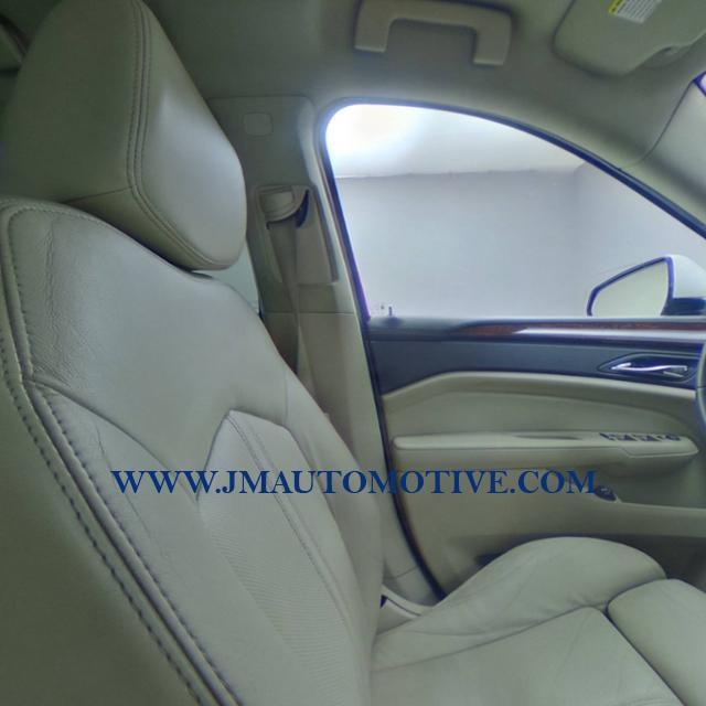 2011 Cadillac Srx AWD 4dr Luxury Collection, available for sale in Naugatuck, Connecticut | J&M Automotive Sls&Svc LLC. Naugatuck, Connecticut 2011 Cadillac Srx AWD 4dr Luxury Collection, available for sale in Naugatuck, Connecticut | J&M Automotive Sls&Svc LLC. Naugatuck, Connecticut
