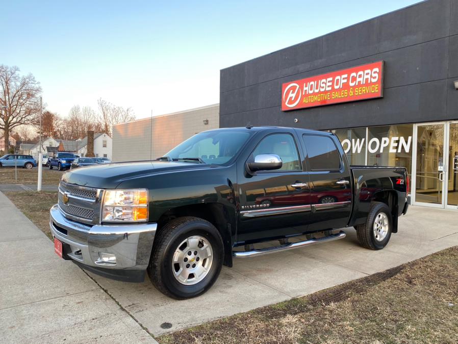 2013 Chevrolet Silverado 1500 4WD Crew Cab 143.5" LT, available for sale in Meriden, Connecticut | House of Cars CT. Meriden, Connecticut