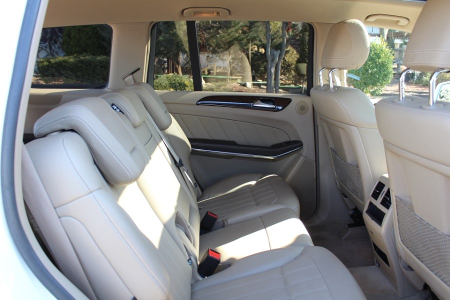 2013 Mercedes-Benz GL-Class 4MATIC 4dr GL450, available for sale in Great Neck, New York | Great Neck Car Buyers & Sellers. Great Neck, New York 2013 Mercedes-Benz GL-Class 4MATIC 4dr GL450, available for sale in Great Neck, New York | Great Neck Car Buyers & Sellers. Great Neck, New York